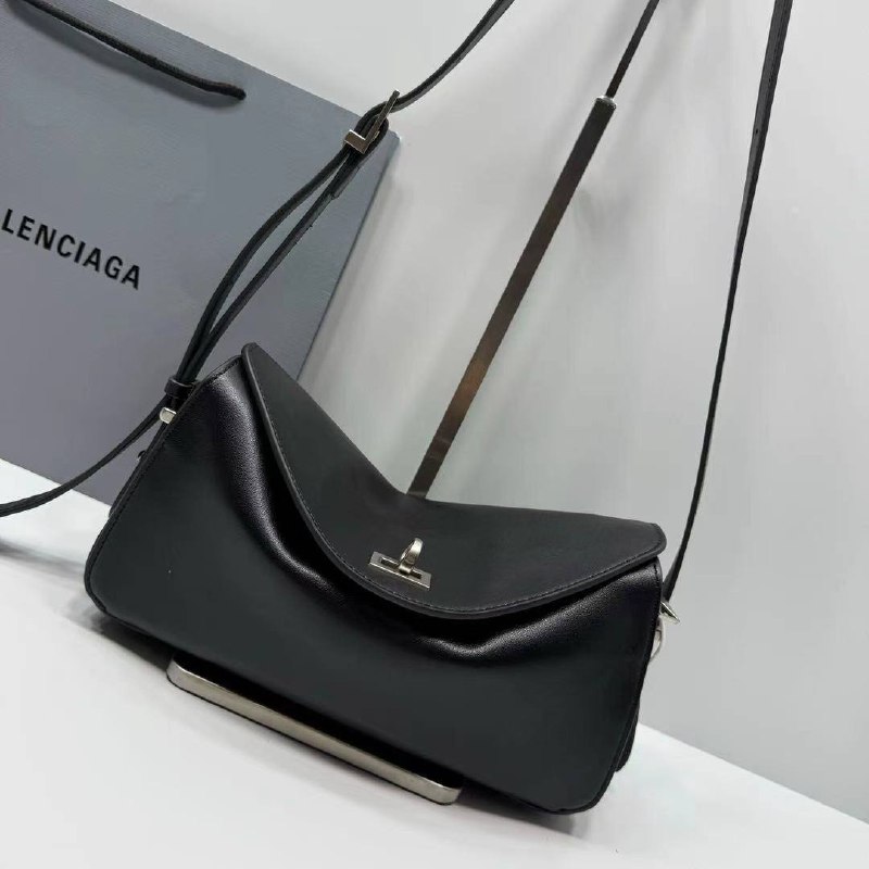 Сумка Balenciaga 2