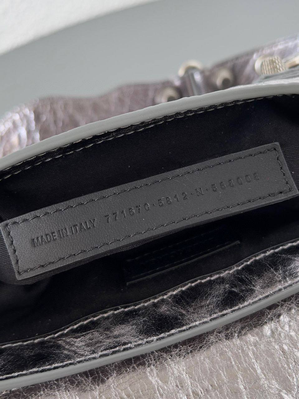 Сумка Balenciaga 9