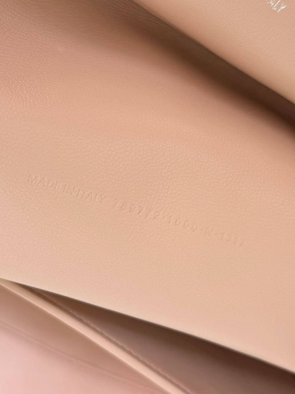 Сумка Balenciaga 9