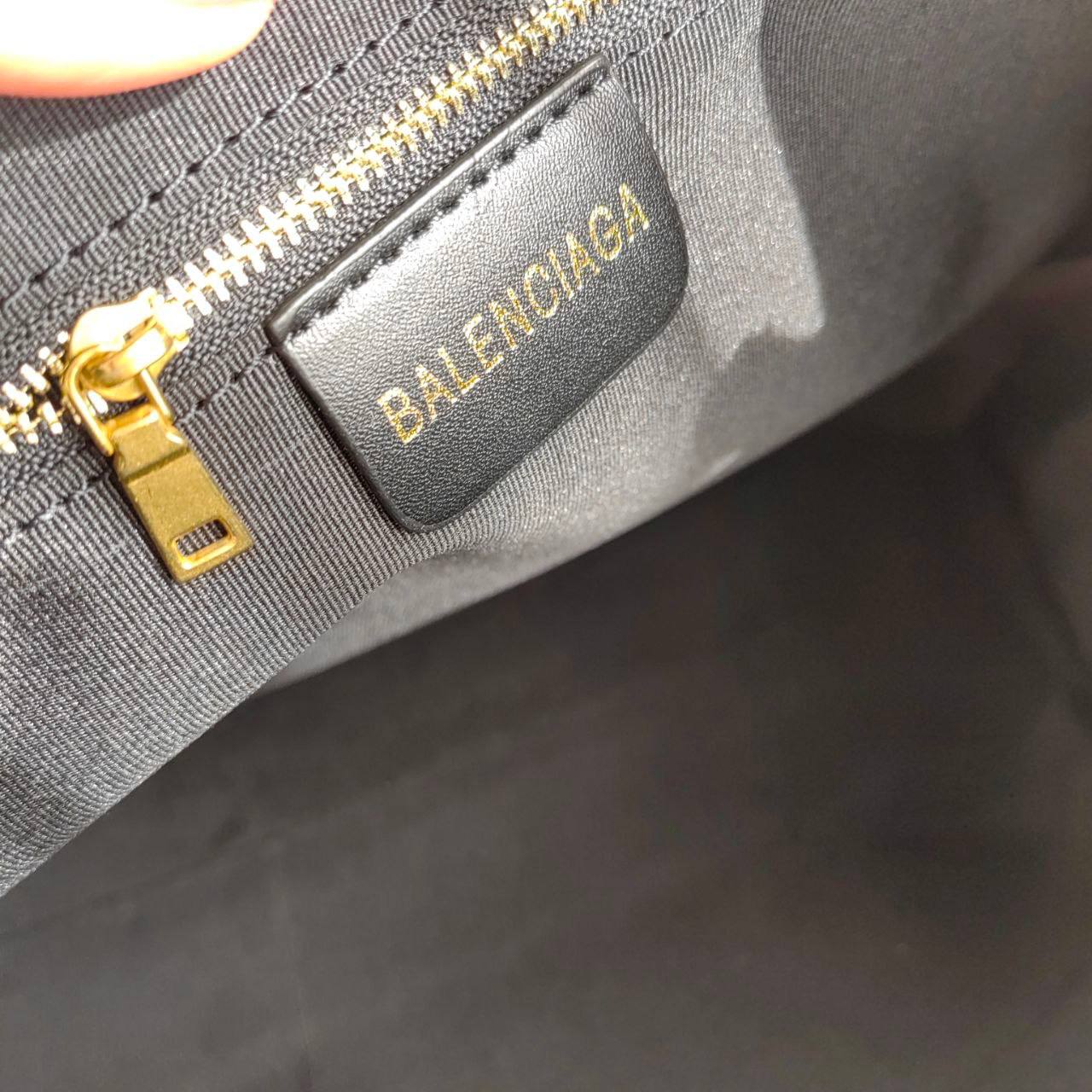 Сумка Balenciaga 8