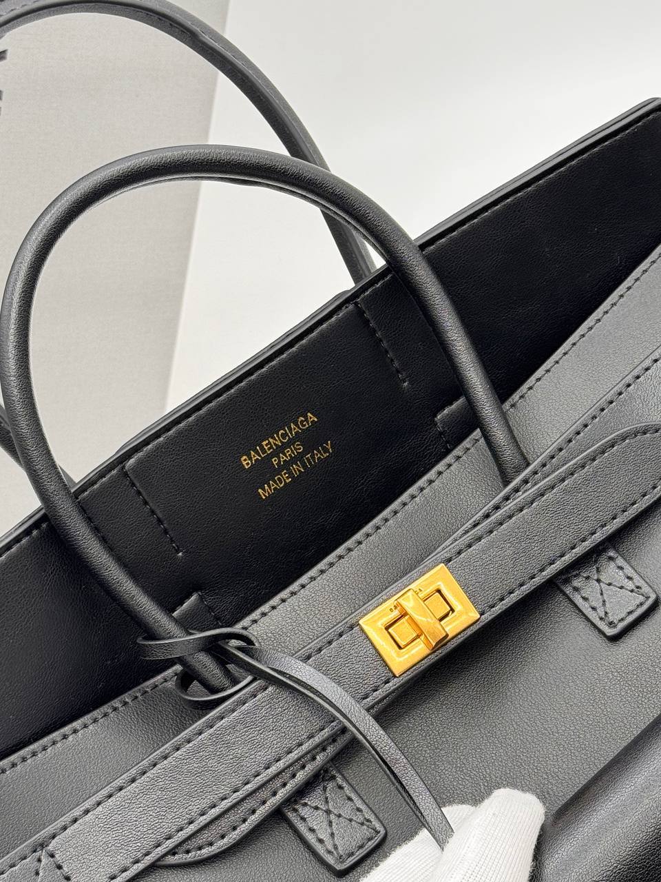 Сумка Balenciaga 4