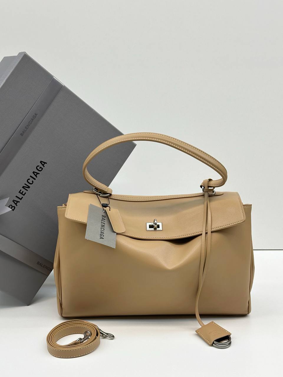 Сумка Balenciaga 4