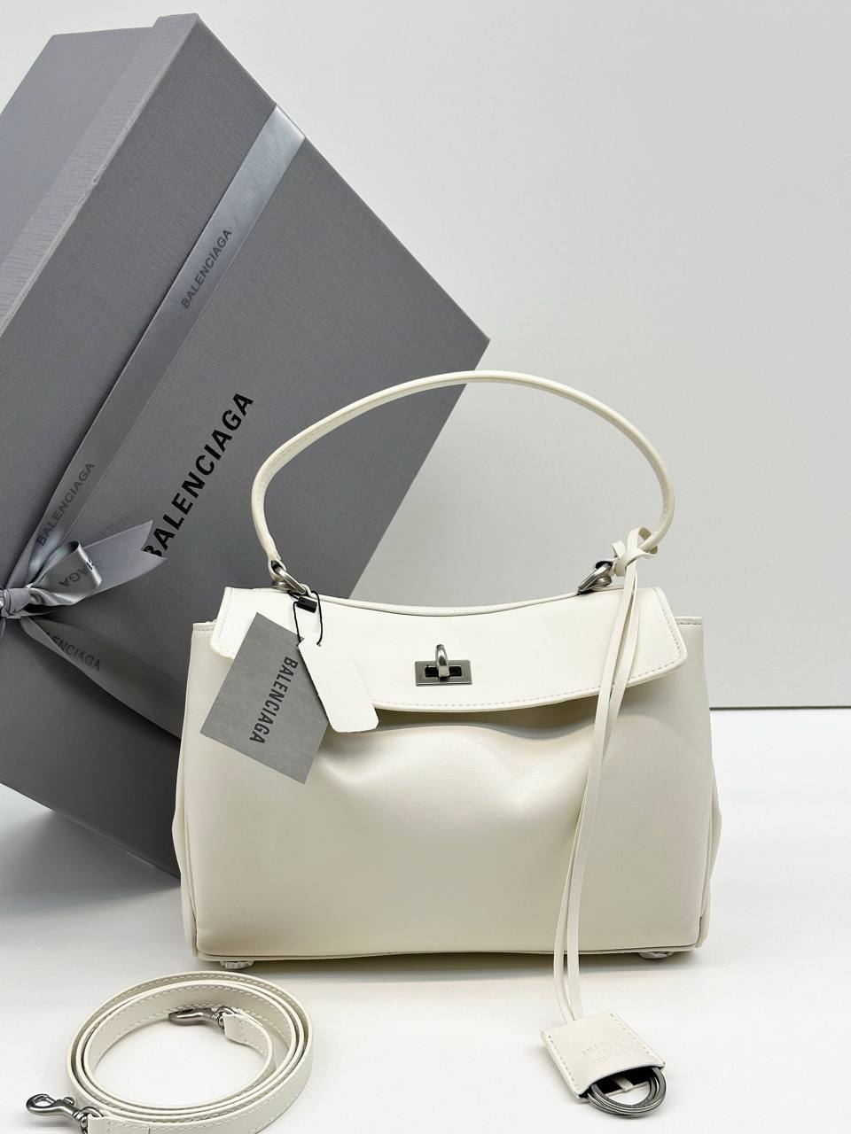 Сумка Balenciaga 3