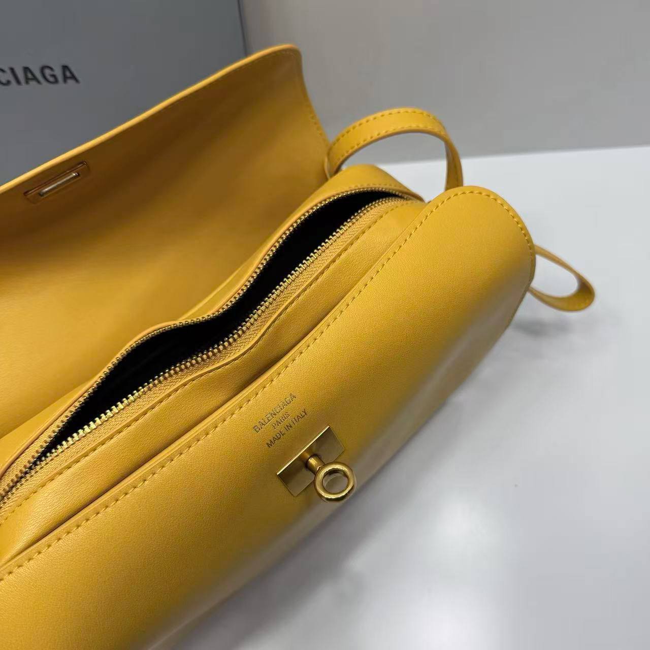 Сумка Balenciaga 6