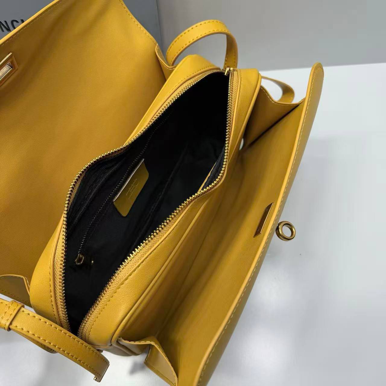 Сумка Balenciaga 7