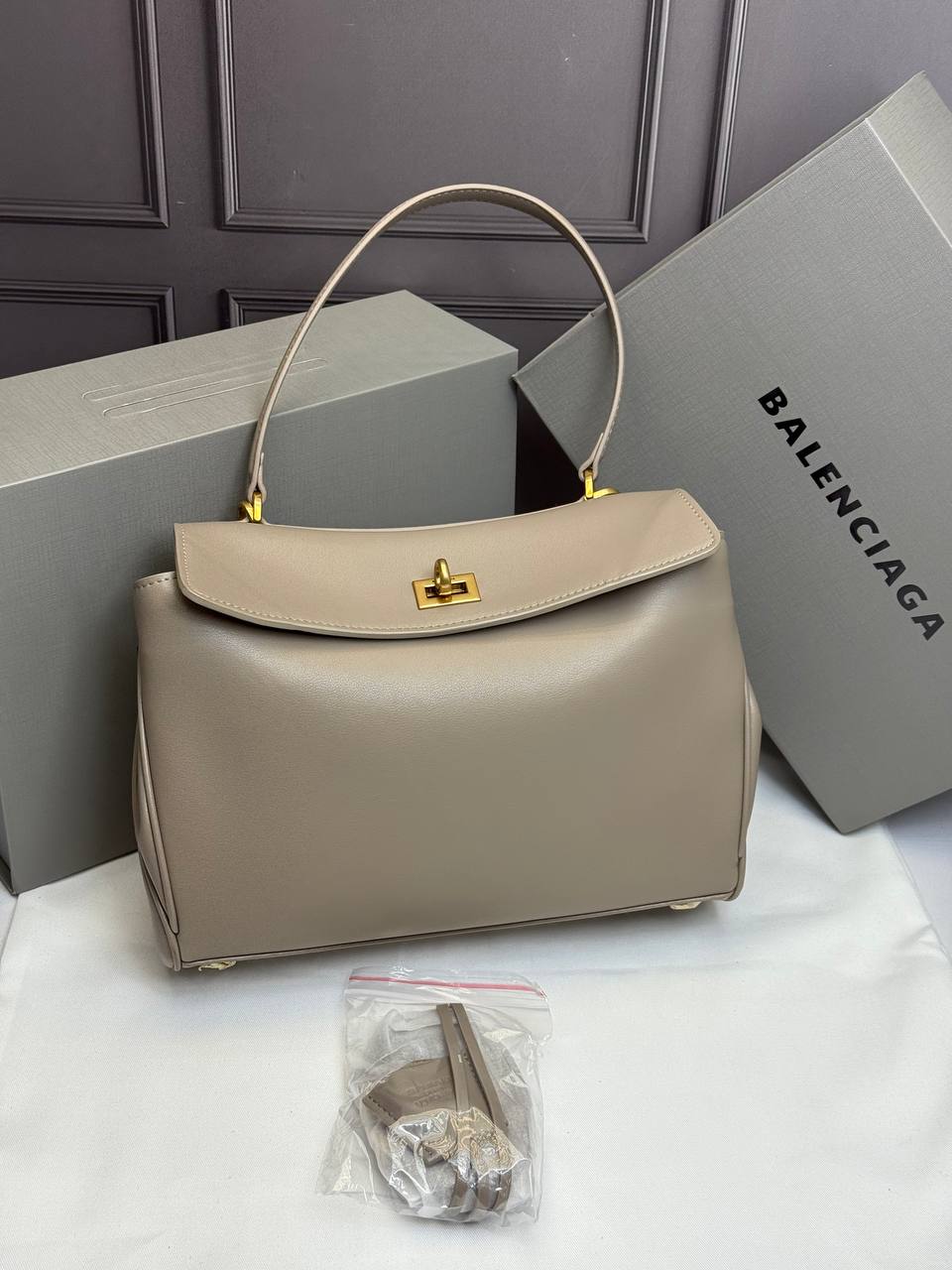 Сумка Balenciaga 3
