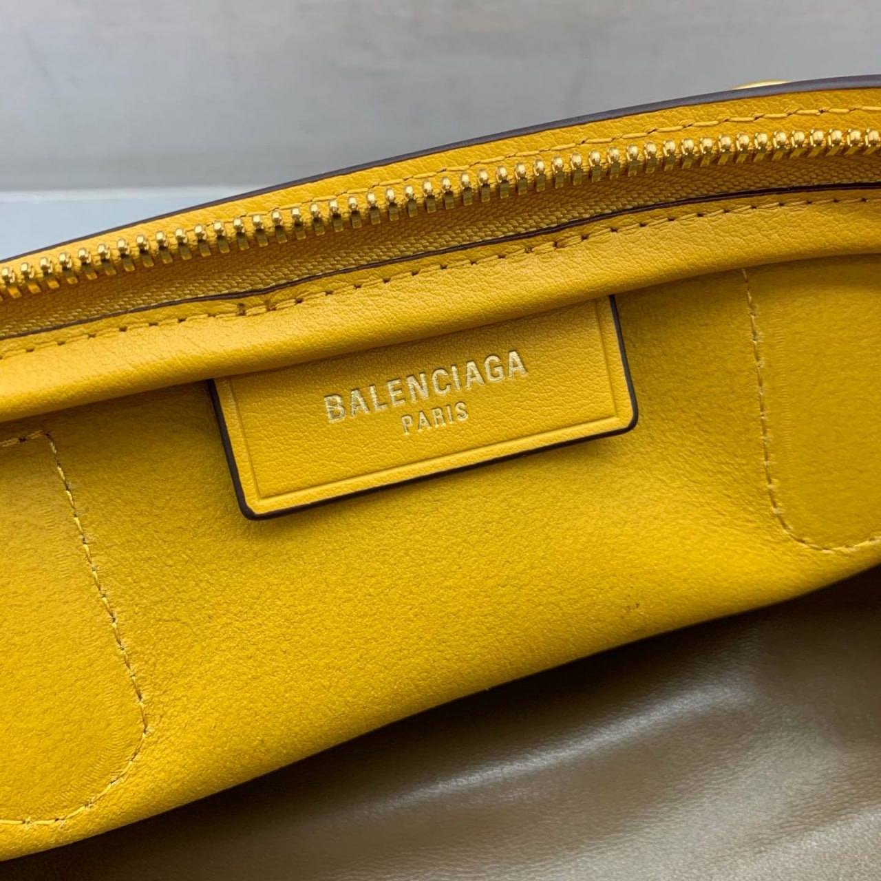 Сумка Balenciaga Bolero 7