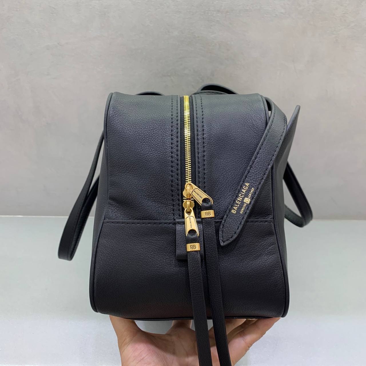 Сумка Balenciaga Bolero 2