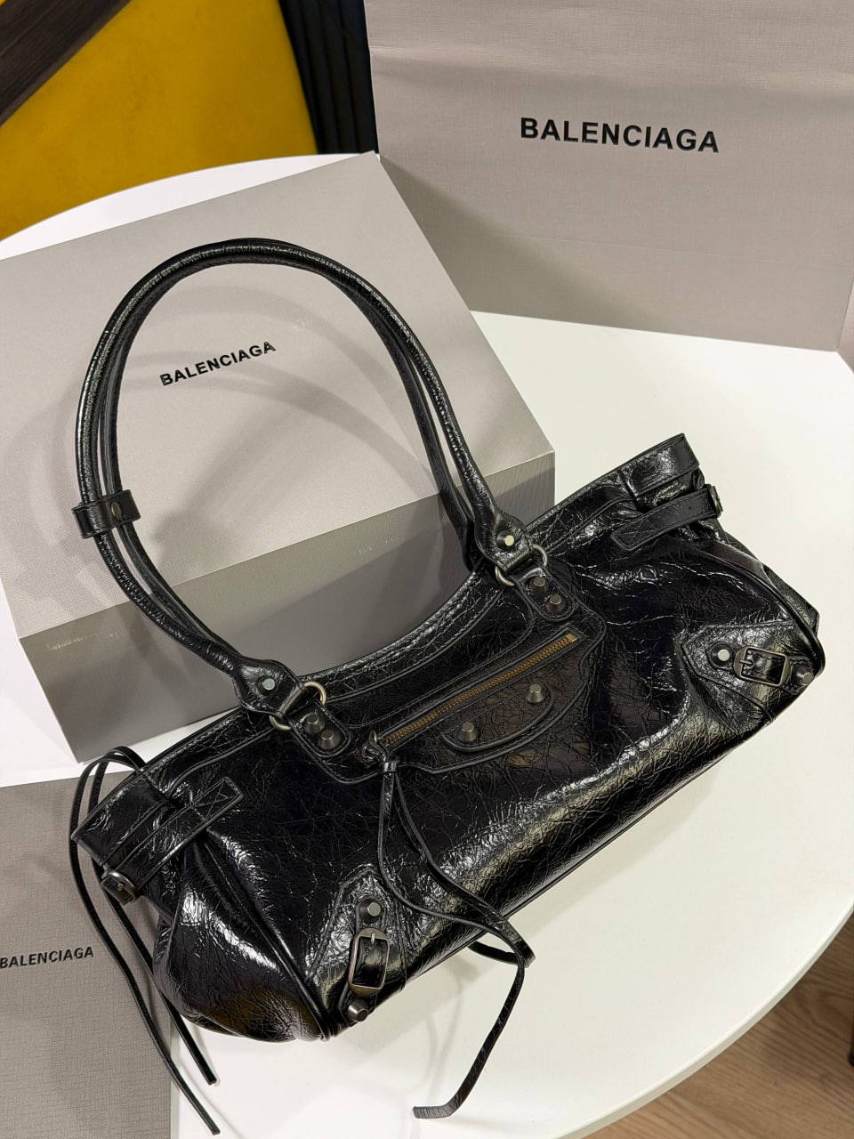Сумка Balenciaga Le City 4