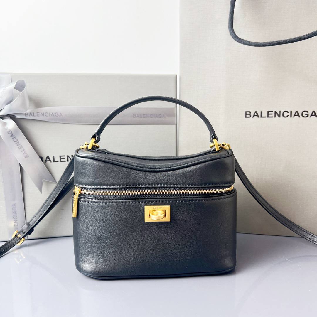 Косметичка Balenciaga Rodeo 6