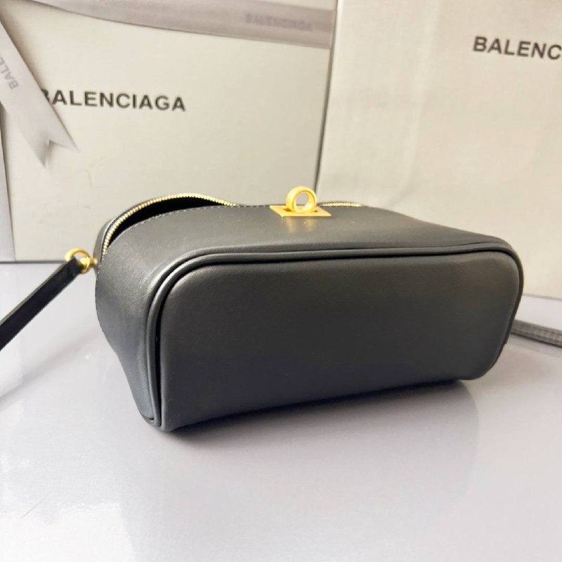 Косметичка Balenciaga Rodeo 7