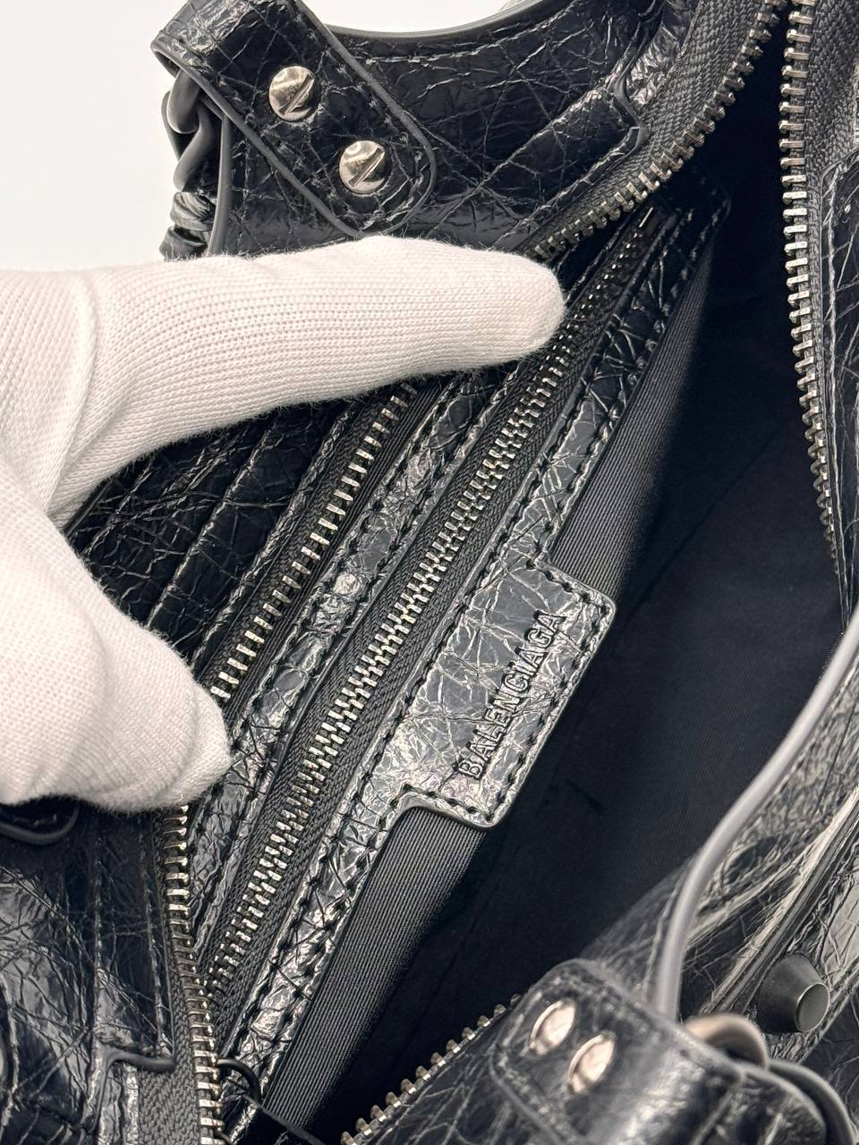 Сумка Balenciaga 9