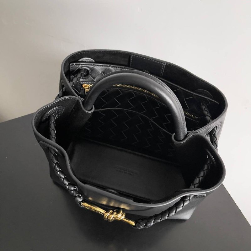 Сумка Bottega Veneta 8
