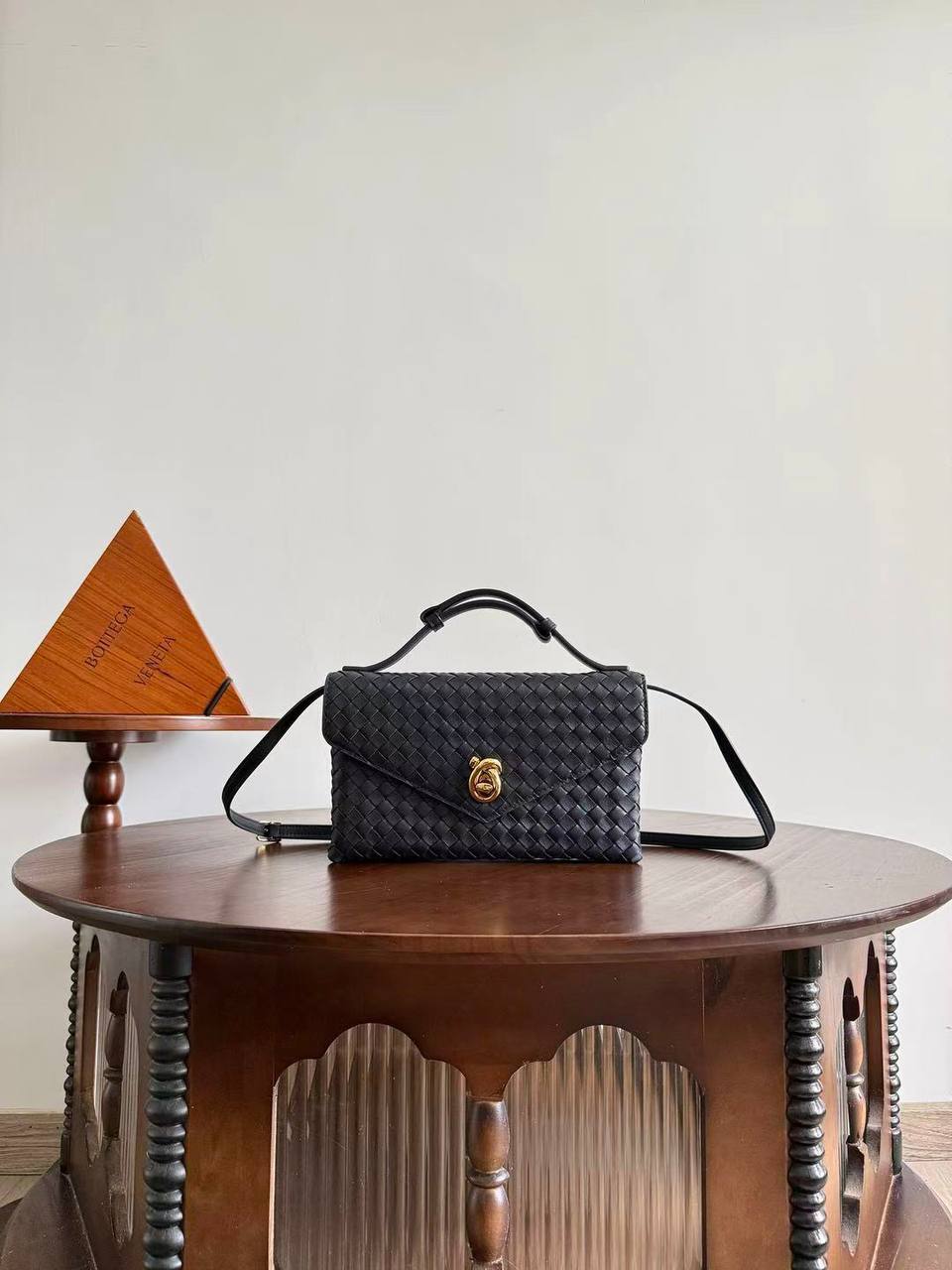 Сумка Bottega Veneta Knot Lock