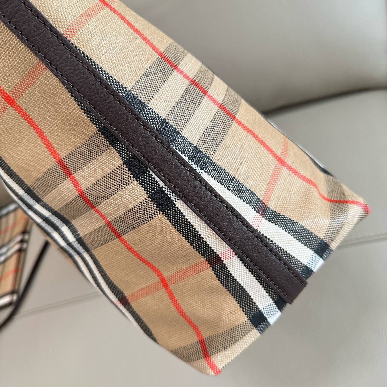 Сумка Burberry 4