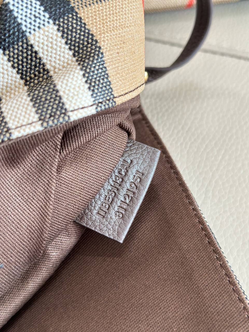 Сумка Burberry 9