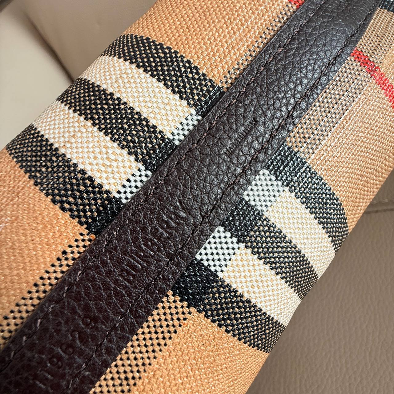 Сумка Burberry 7