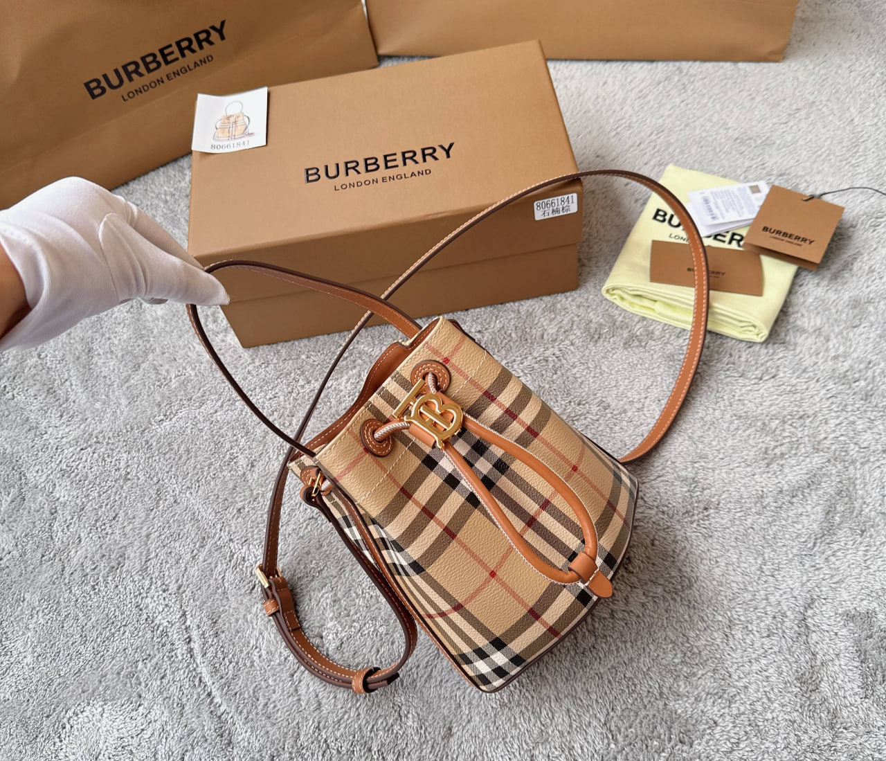 Сумка Burberry 3
