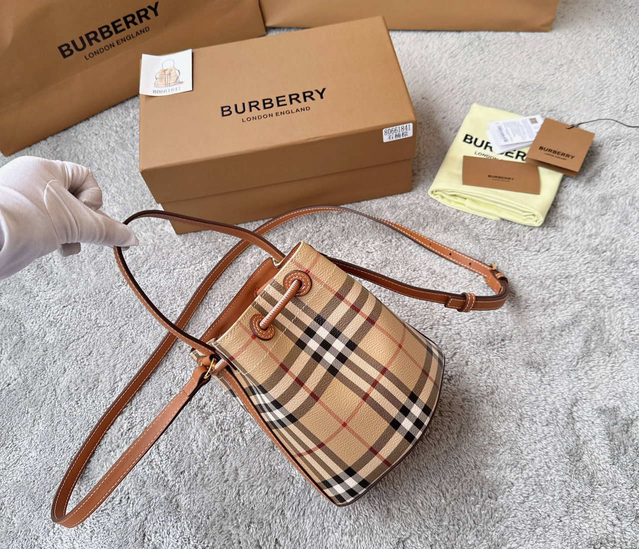 Сумка Burberry 4