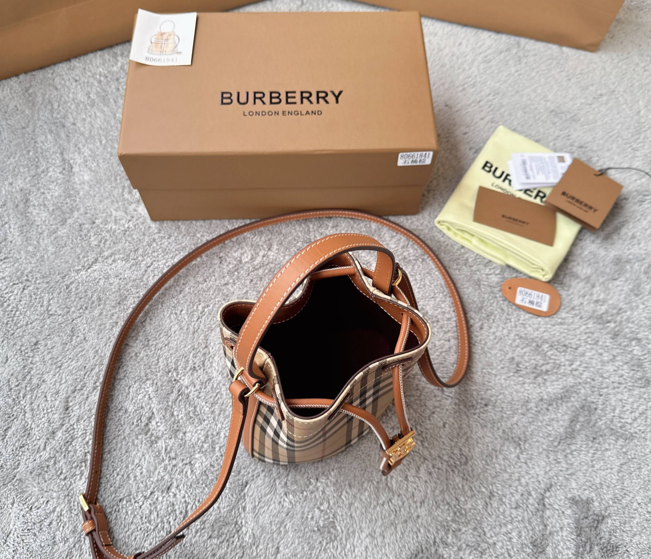Сумка Burberry 7
