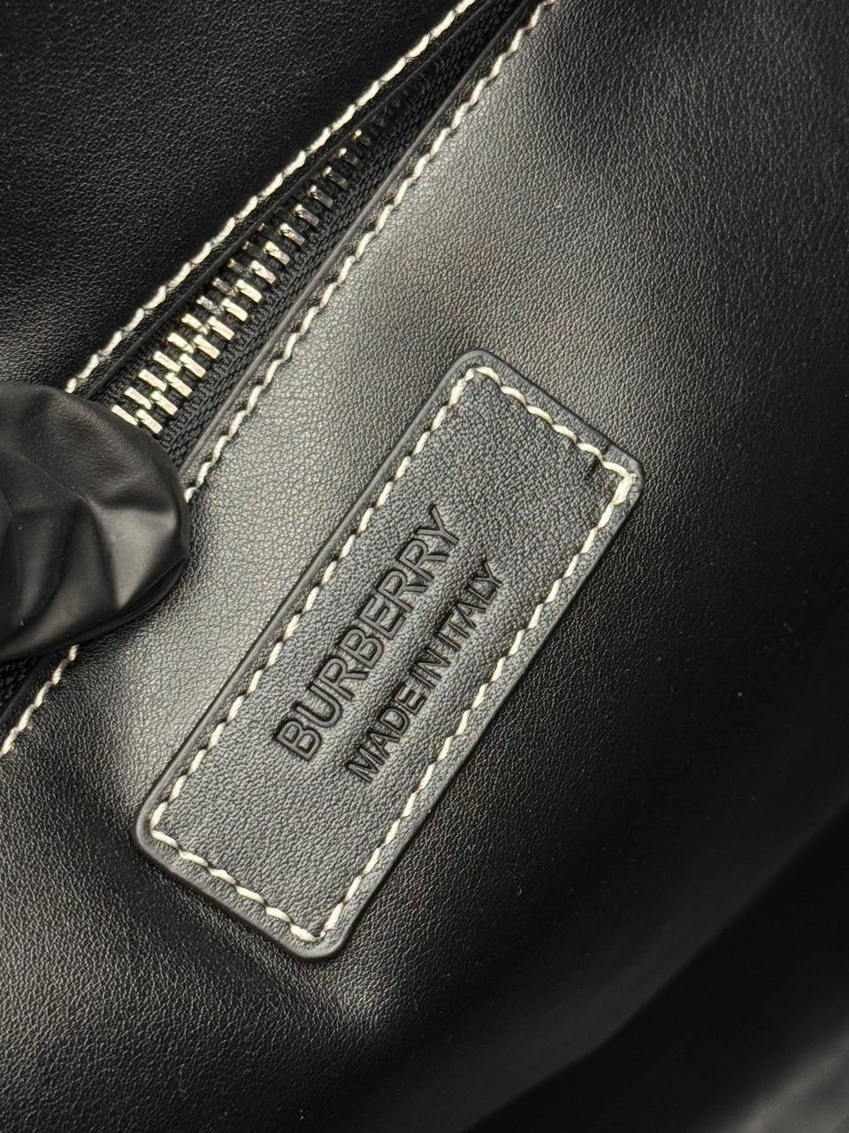 Сумка Burberry 8
