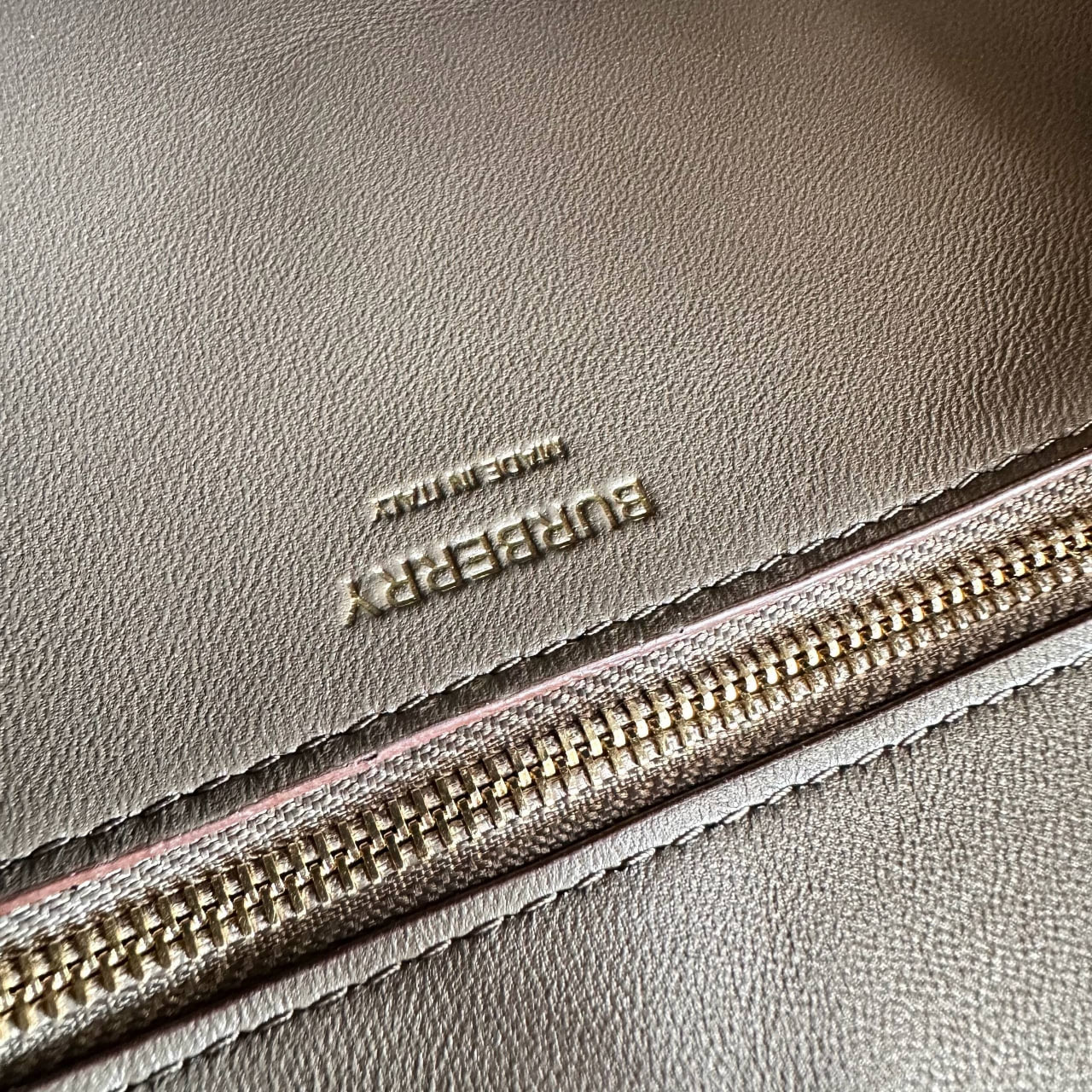 Сумка Burberry 8