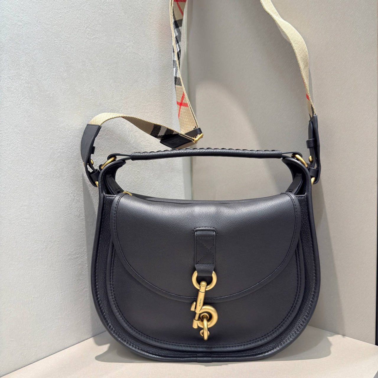 Сумка Burberry Mini B Clip