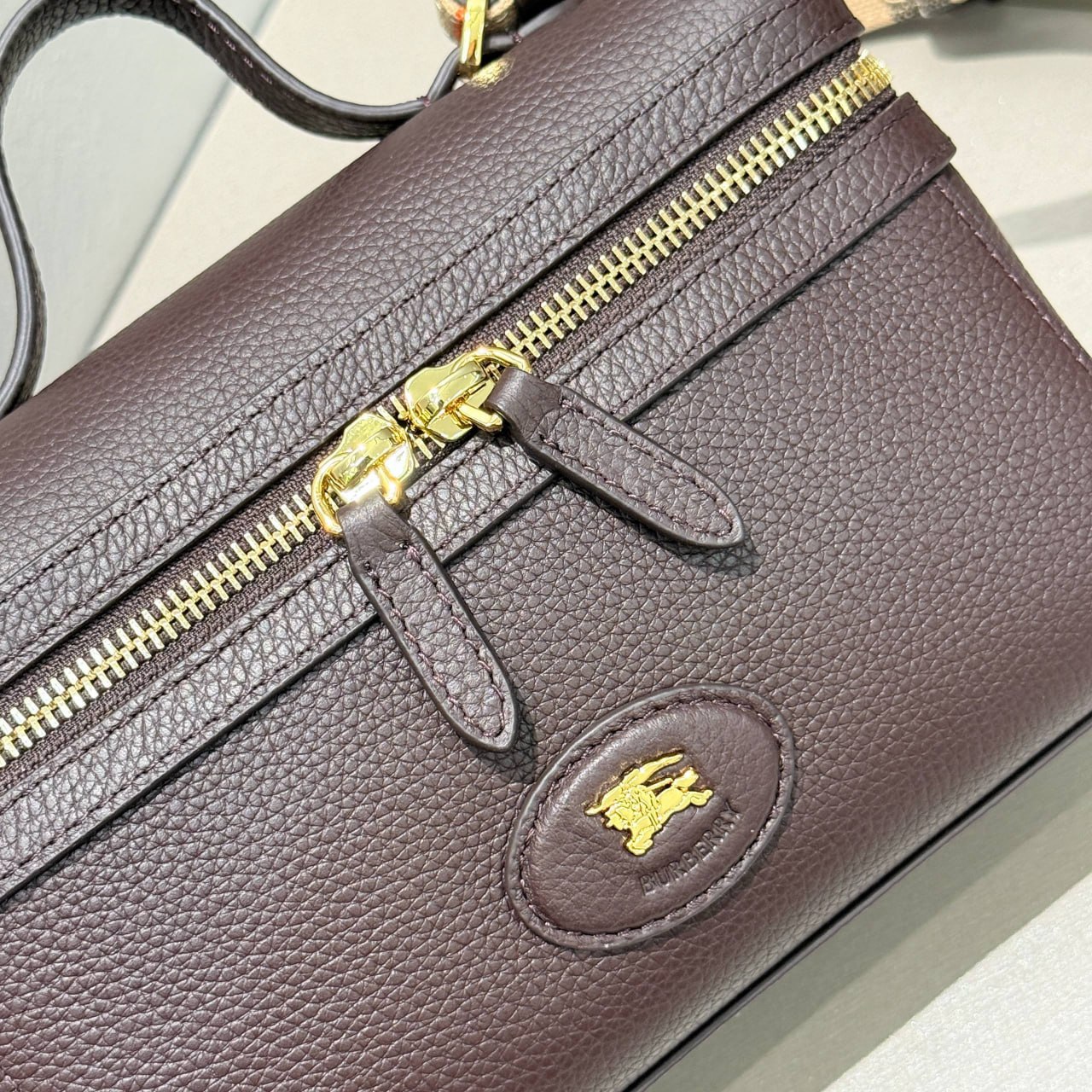 Сумка Burberry Bloomsbury Vanity 3