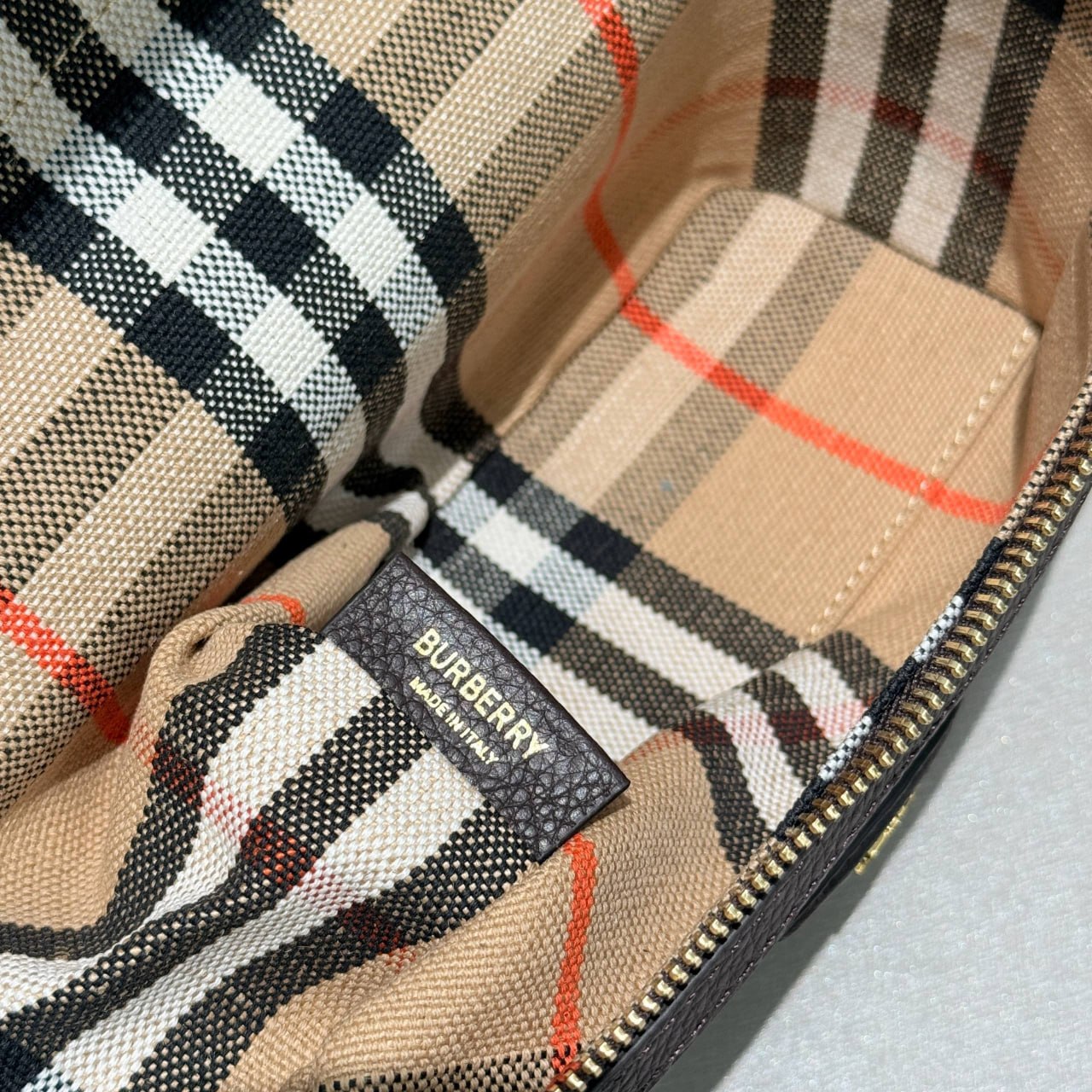 Сумка Burberry Bloomsbury Vanity 8