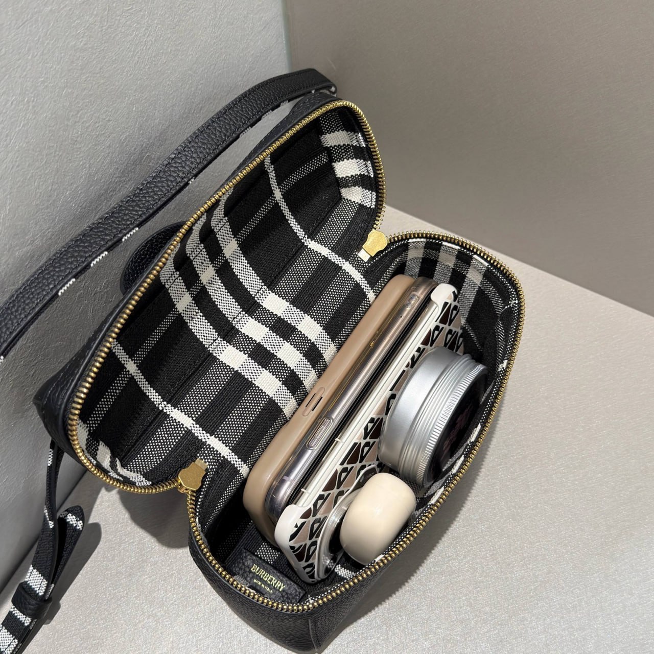 Сумка Burberry Bloomsbury Vanity 7