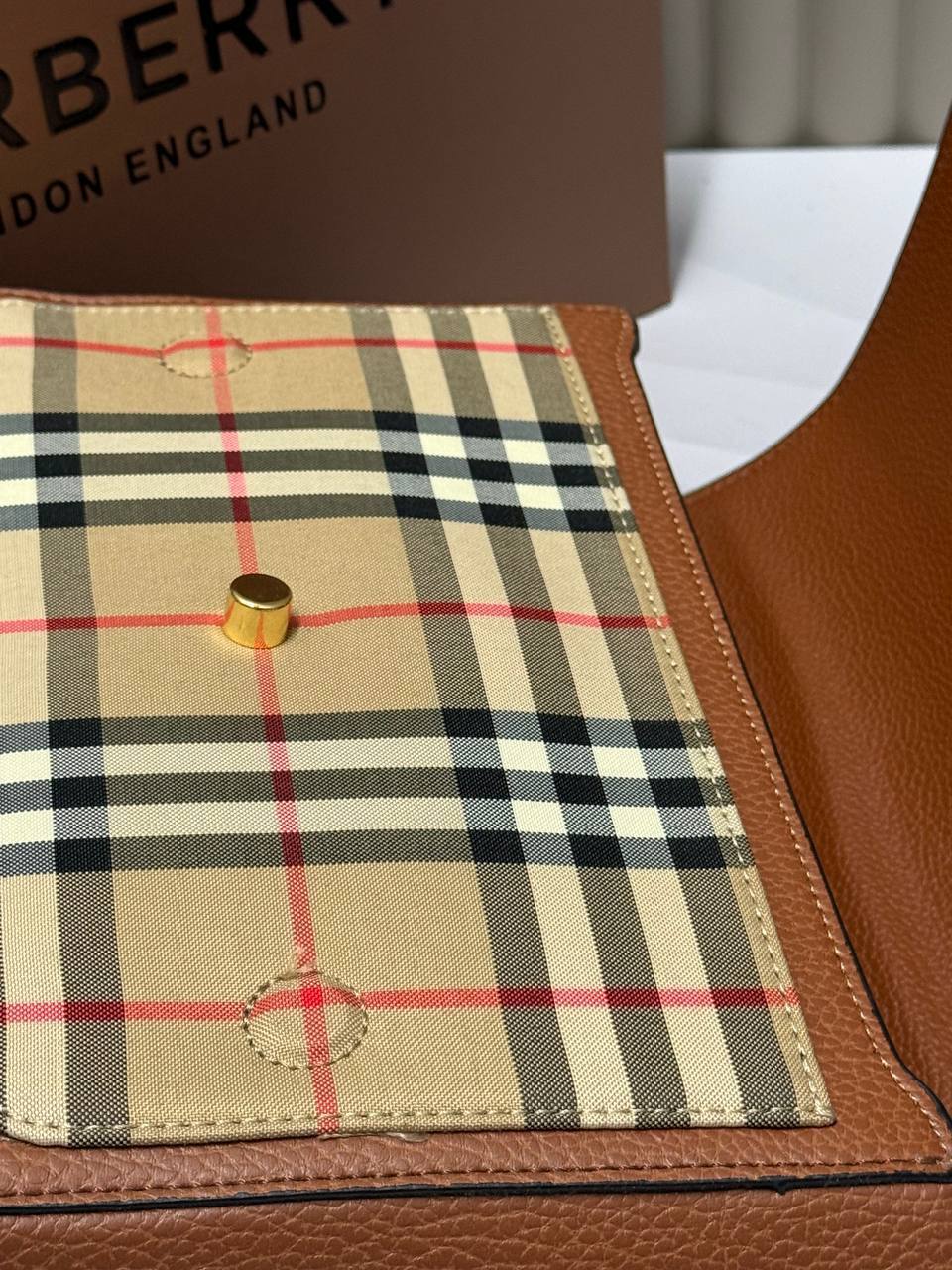 Сумка Burberry 8