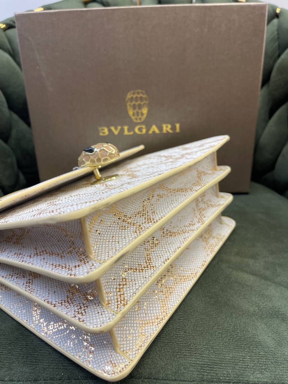 Сумка Bvlgari 8