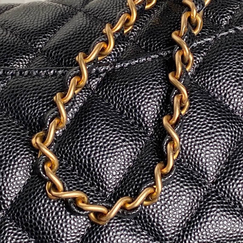 Сумка Chanel 6