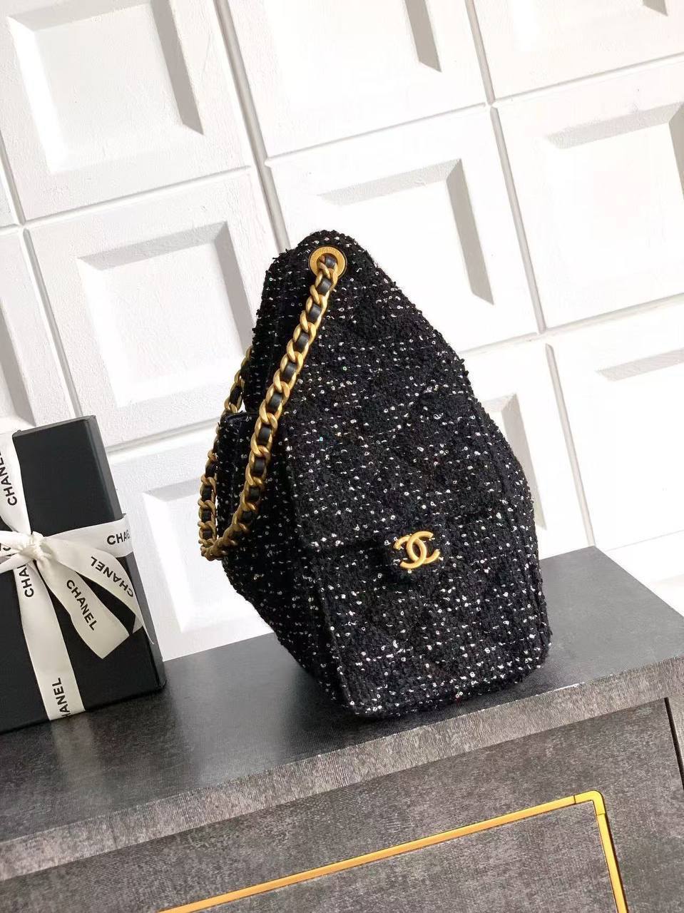 Сумка Chanel 4