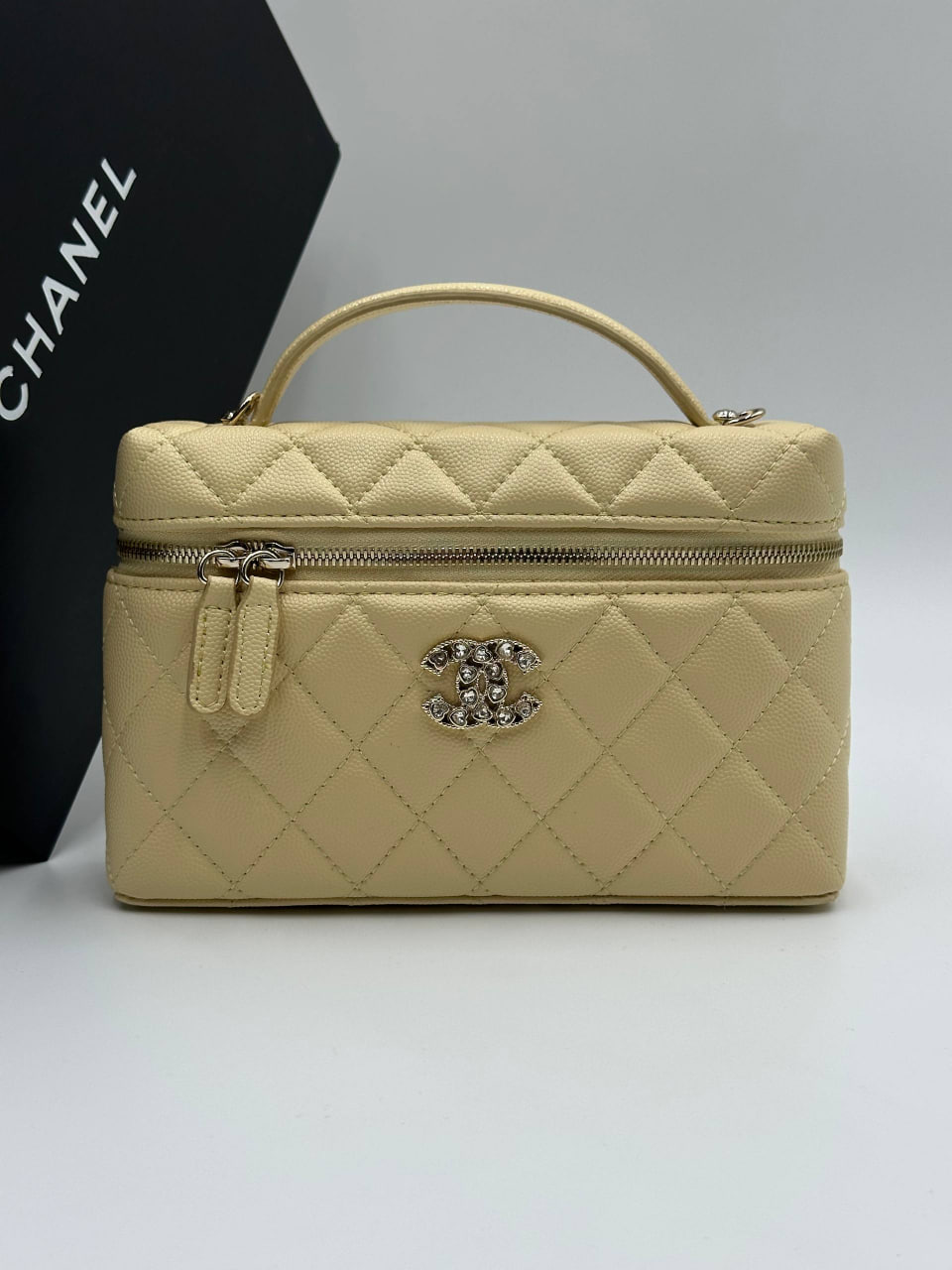 Сумка Chanel 4