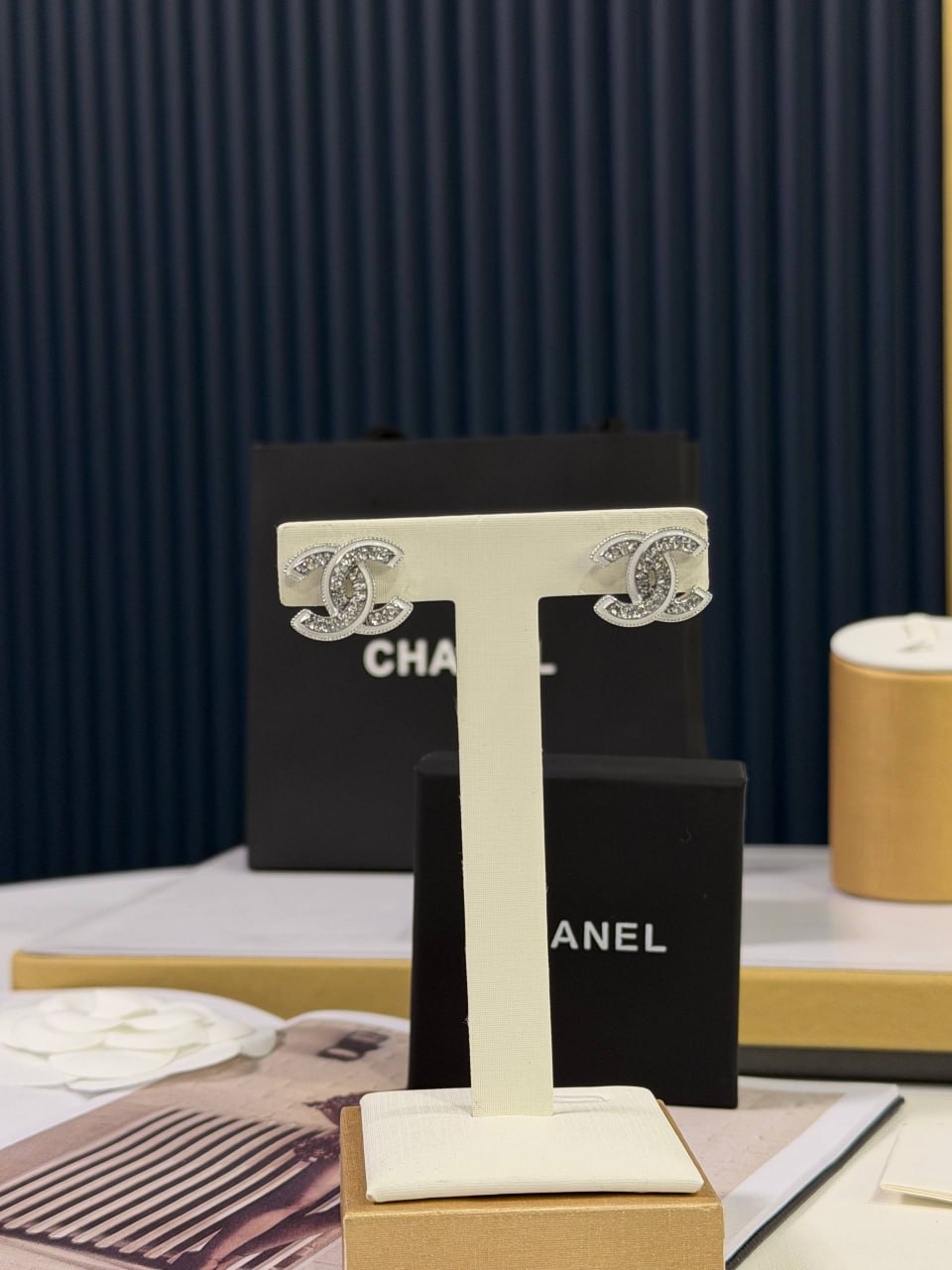 Серьги Chanel 5