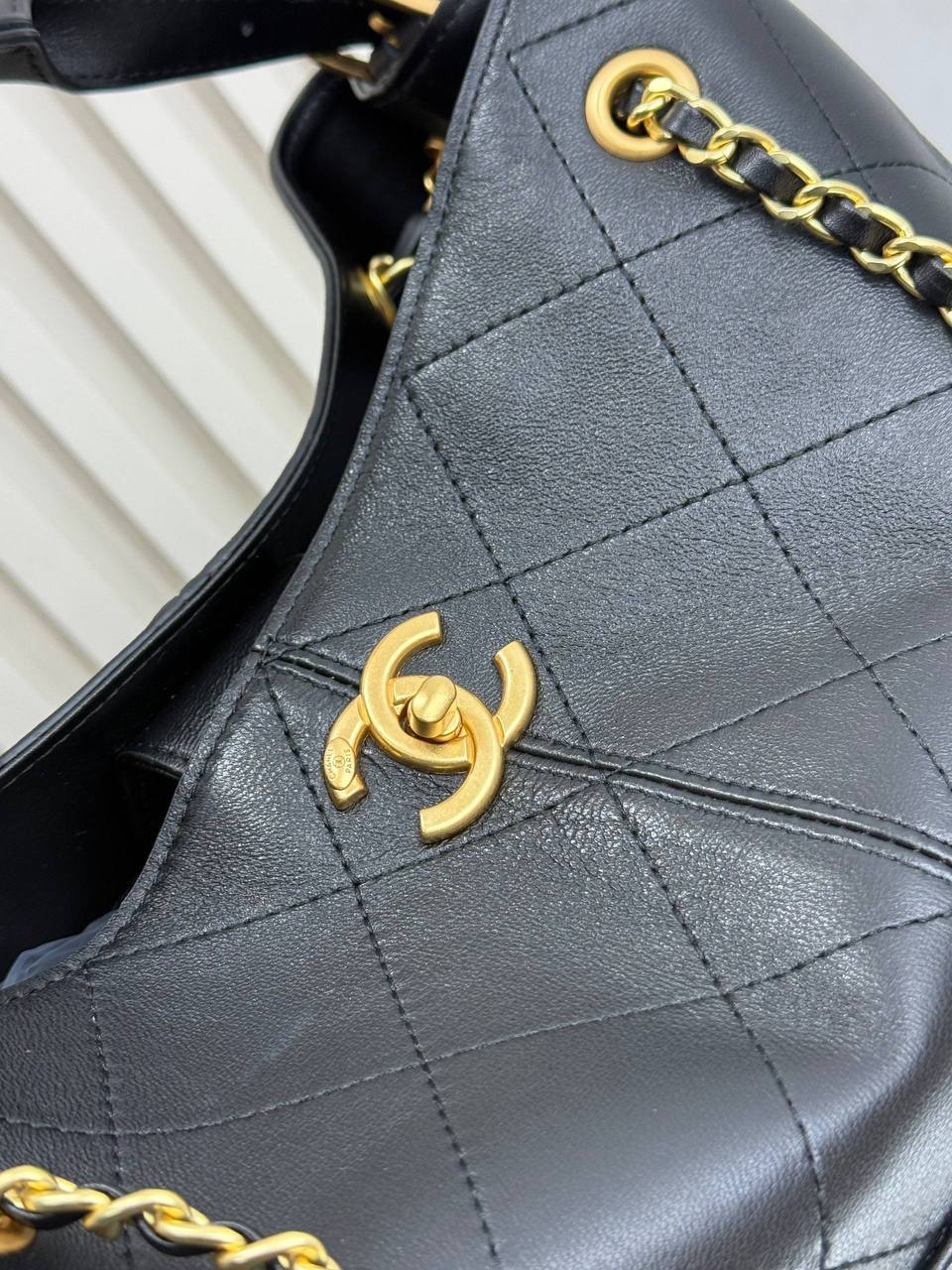 Сумка Chanel 6
