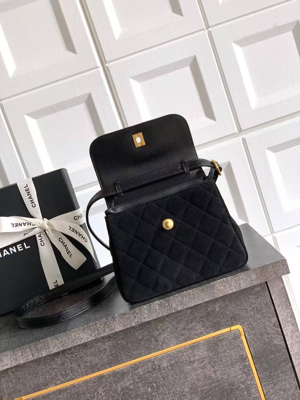 Сумка Chanel 6