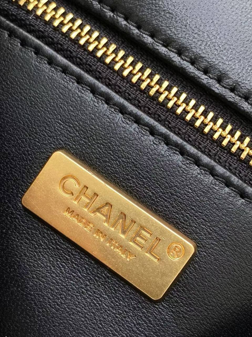 Сумка Chanel 4