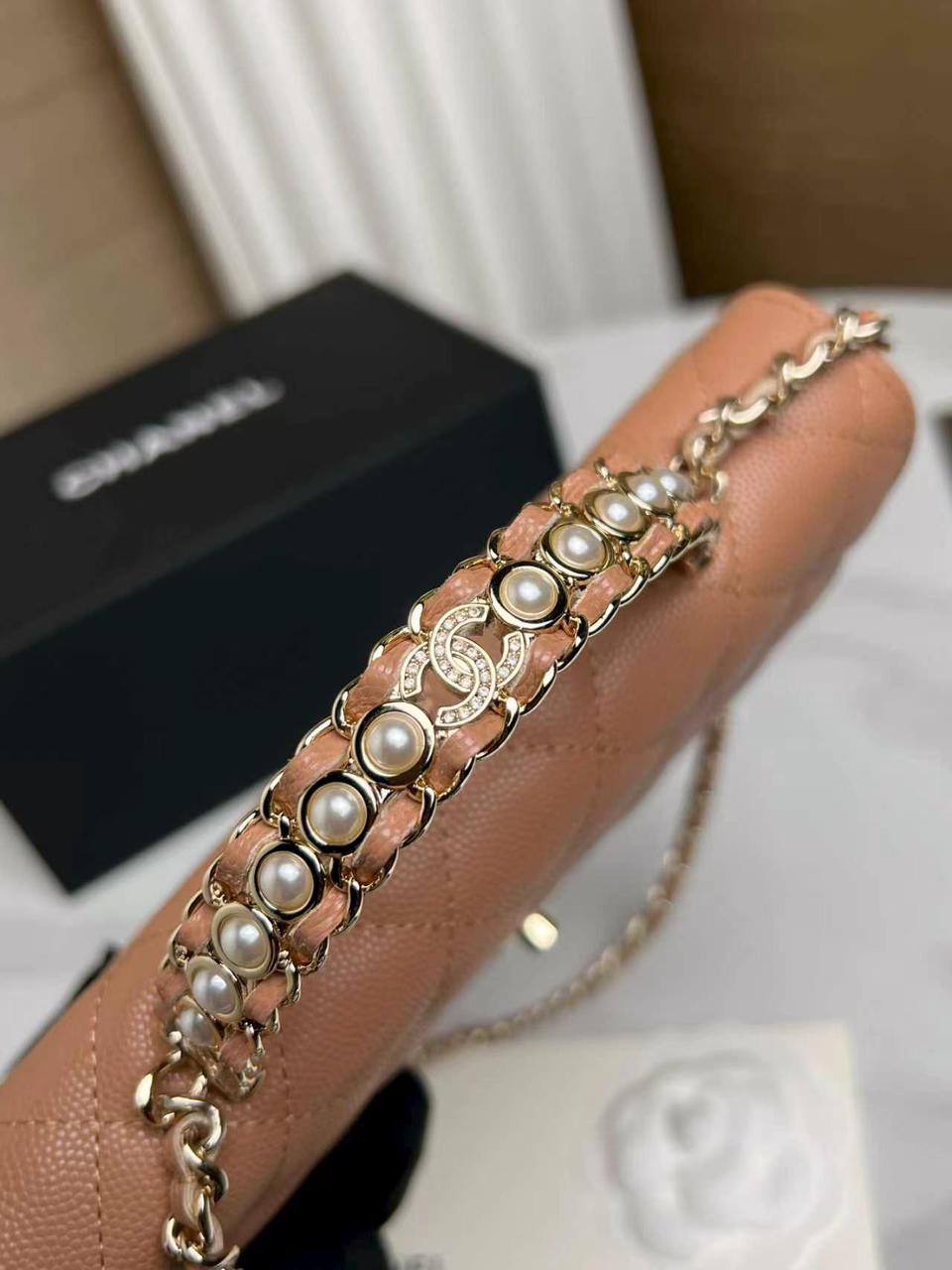 Сумка Chanel 6
