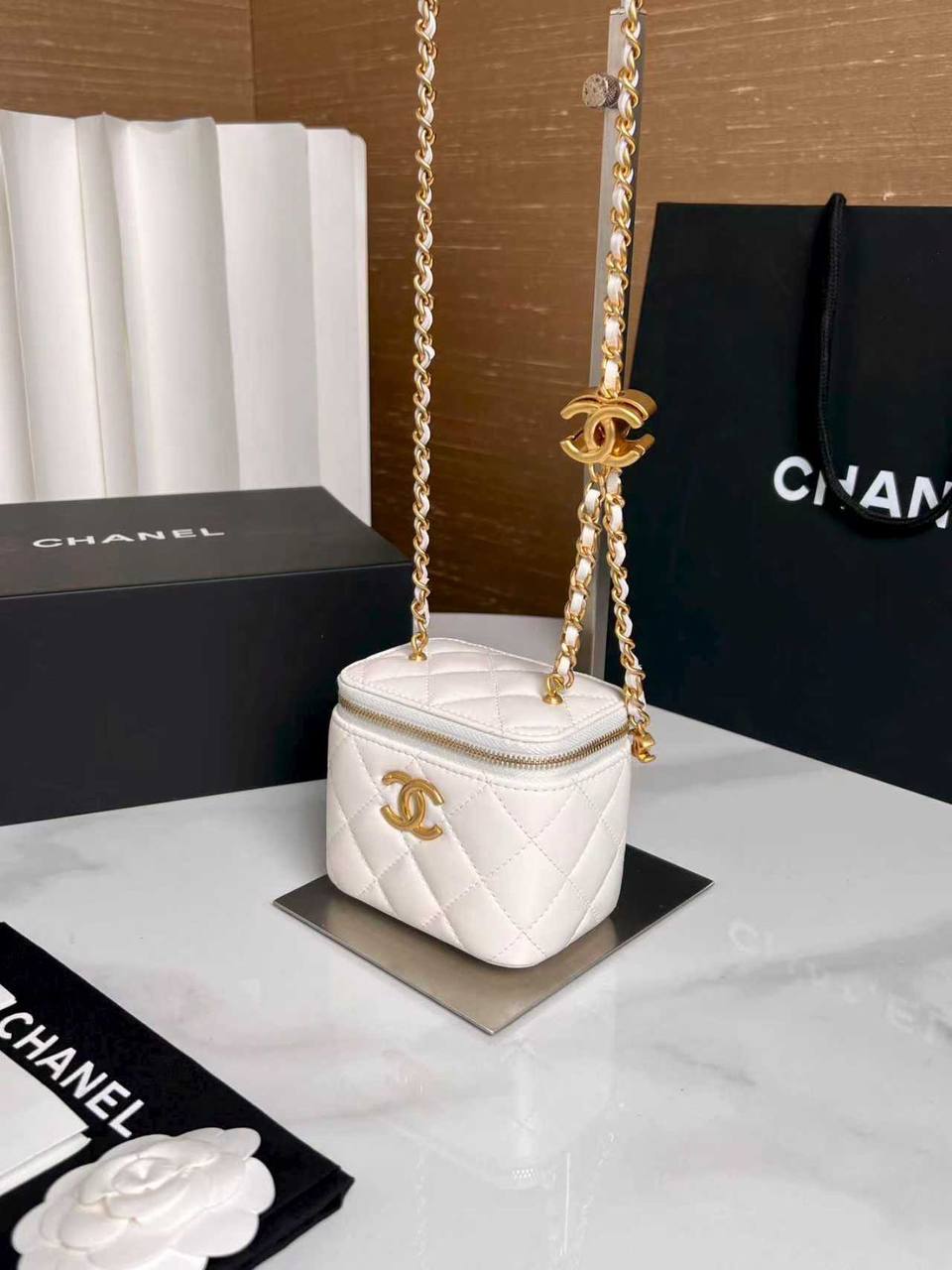 Сумка Chanel 6