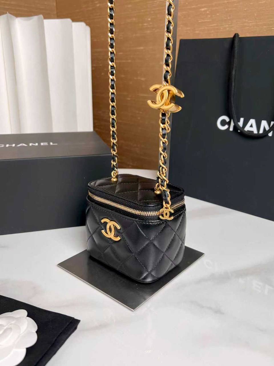 Сумка Chanel 6