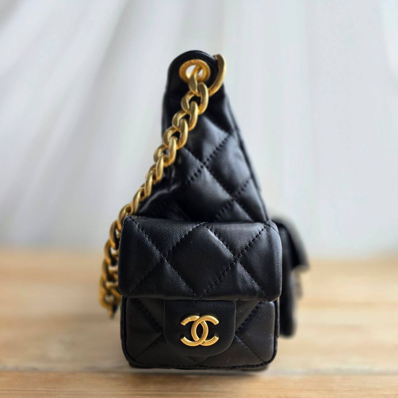 Сумка Chanel 4