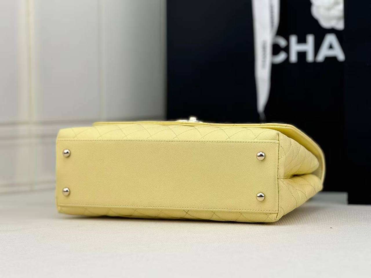 Сумка Chanel 6