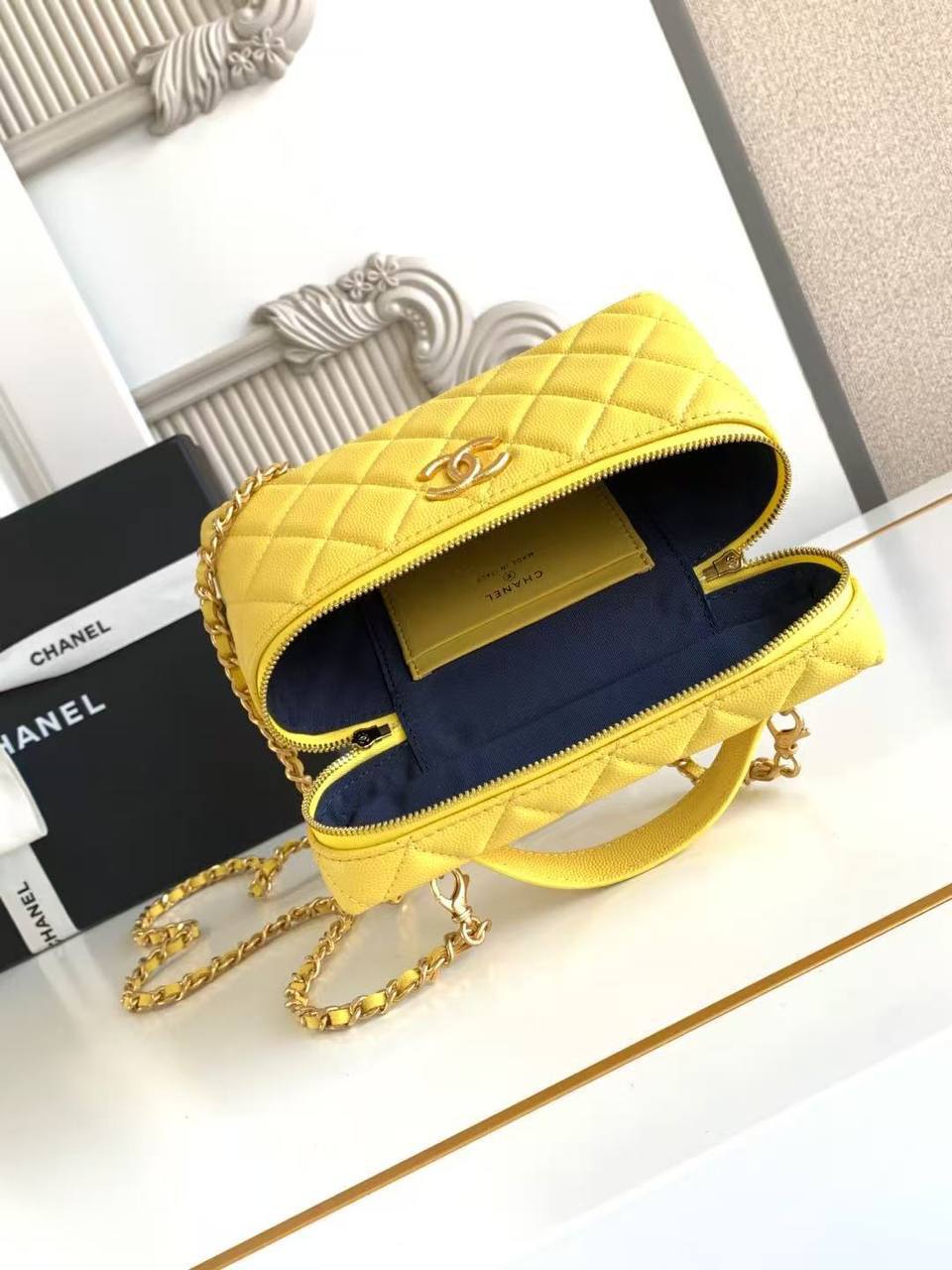 Сумка Chanel 5