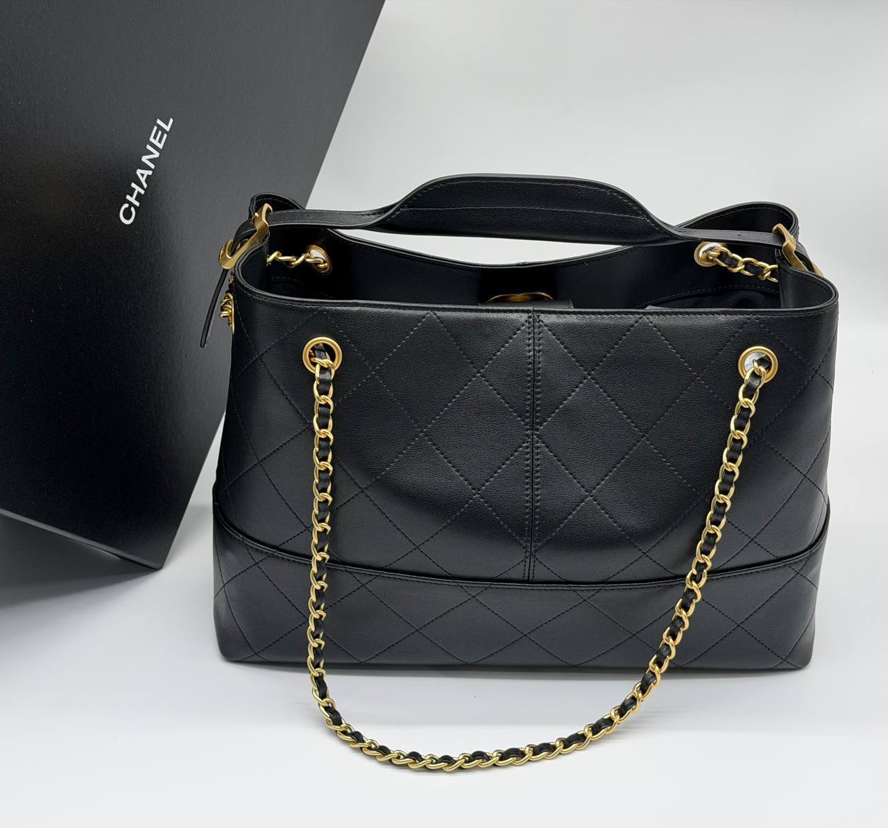 Сумка Chanel 16