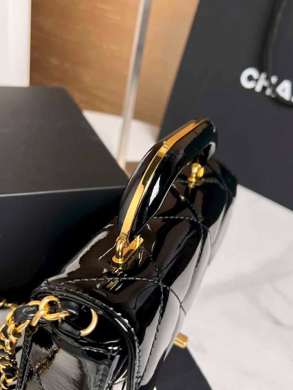 Сумка Chanel 6