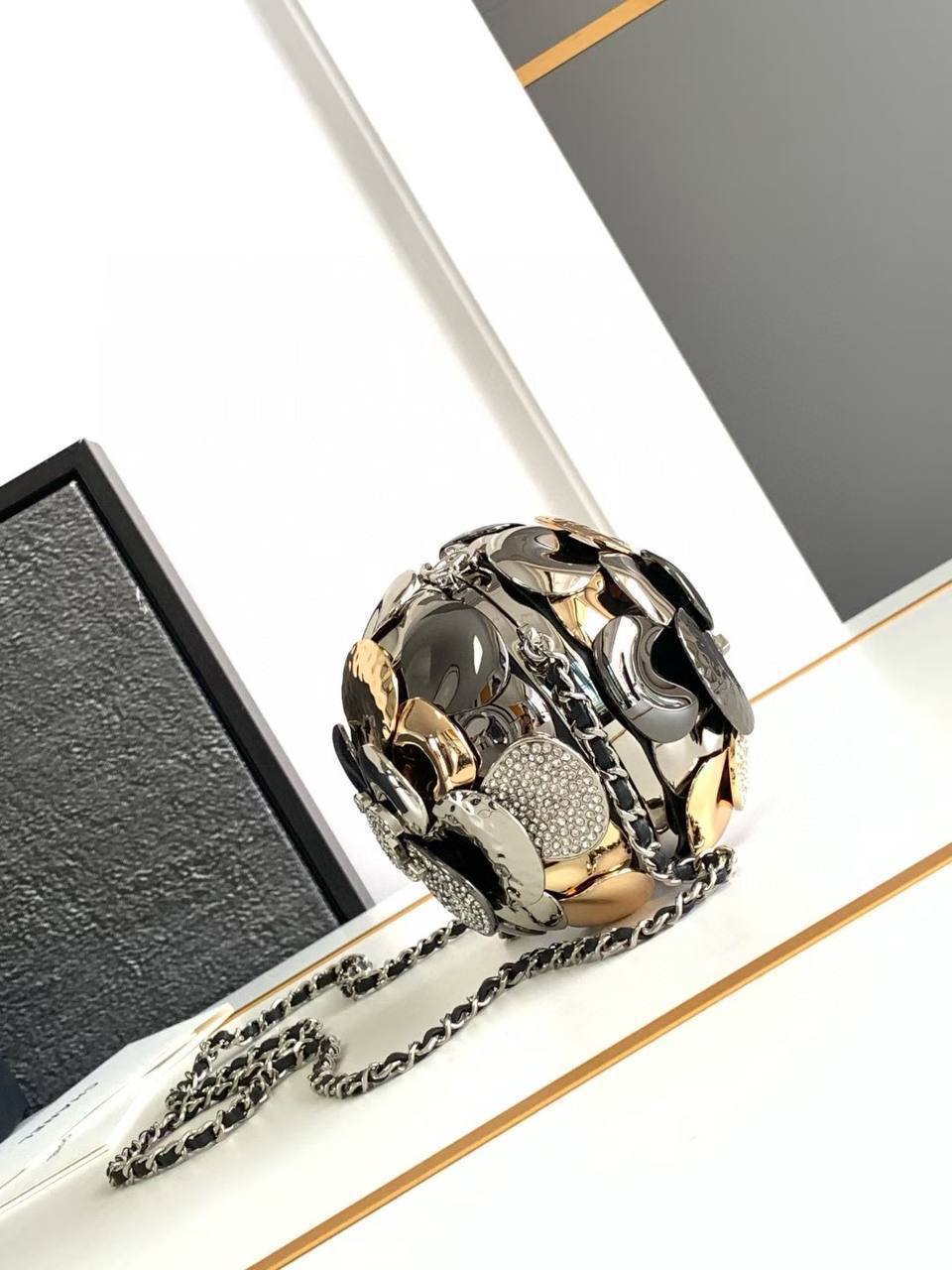 Сумка Chanel 5