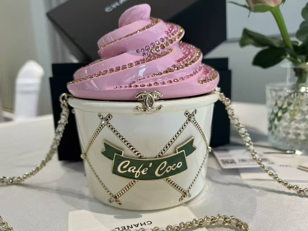 Сумка Chanel 1
