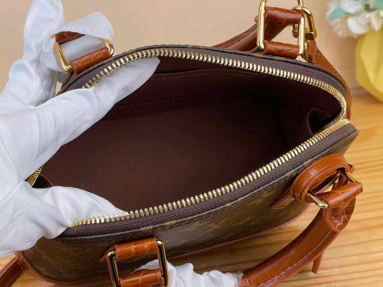 Сумка Louis Vuitton 9